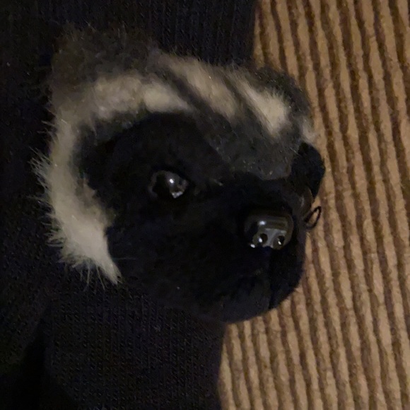 Puppy at Heart “PUG” Child’s mittens NEW - Picture 4 of 11